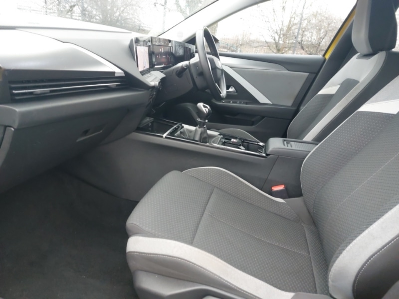 Used Vauxhall Astra 2022 for sale - 76815965: Photo 5