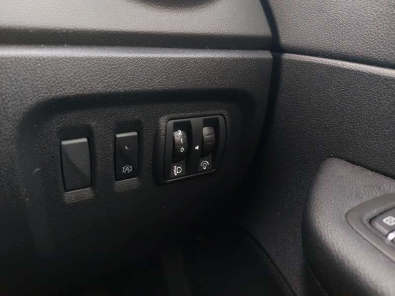 Used Renault Captur 2018 for sale - 77371149: Photo 19