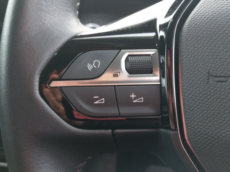 Used Peugeot 2008 2022 for sale - 76907138: Photo 13