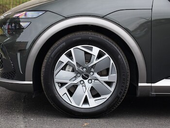Used Genesis GV60 2025 for sale - 75664158: Photo