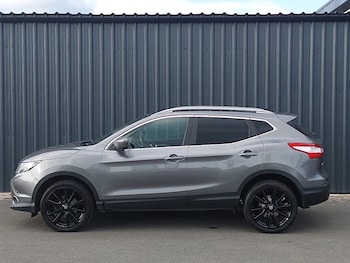 Used Nissan Qashqai 2016 for sale - 79452305: Photo