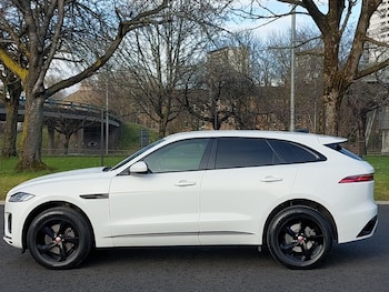 Used Jaguar F-Pace 2022 for sale - 77933056: Photo