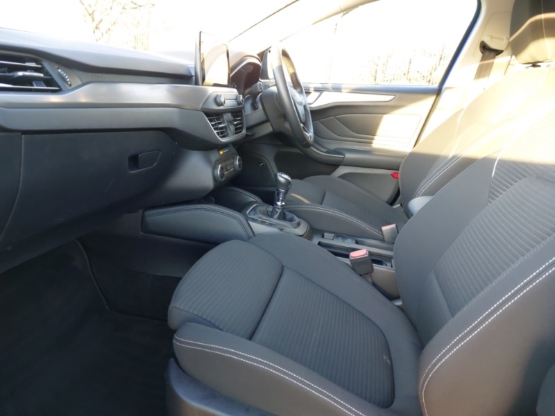 Used Ford Focus 2019 for sale - 76708057: Photo 5