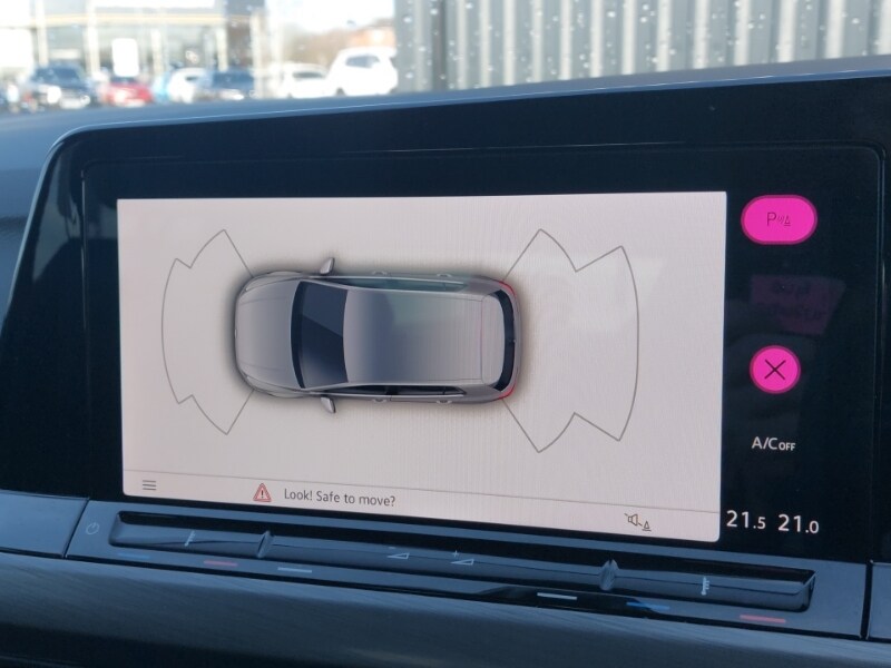 Used Volkswagen Golf 2020 for sale - 77947635: Photo 10