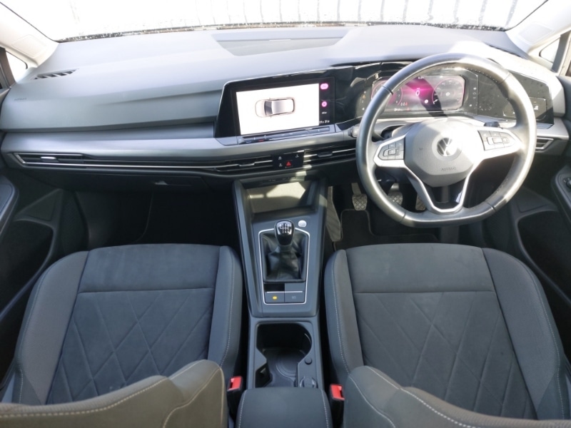 Used Volkswagen Golf 2020 for sale - 77947635: Photo 2