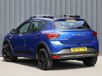 Used Dacia Sandero Stepway 2024 for sale - 79522902: Photo