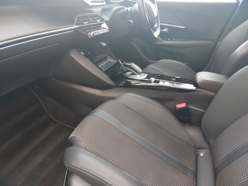 Used Peugeot 2008 2021 for sale - 76970329: Photo 5