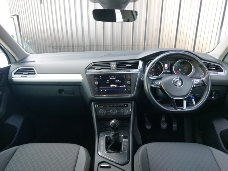 Used Volkswagen Tiguan 2018 for sale - 77771689: Photo 2