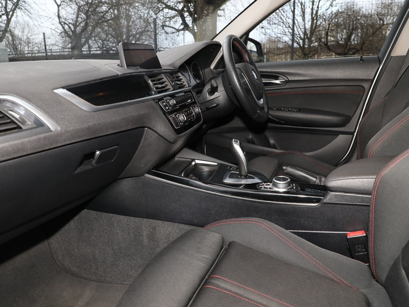 Used BMW 1 Series 2019 for sale - 77596776: Photo 2