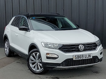 Used Volkswagen T-Roc 2020 for sale - 78585232: Photo