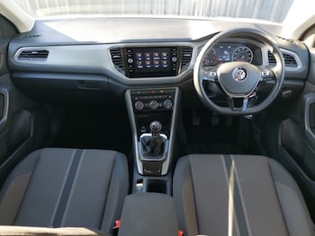 Used Volkswagen T-Roc 2020 for sale - 78585232: Photo