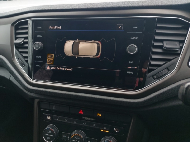 Used Volkswagen T-Roc 2019 for sale - 76815976: Photo 16