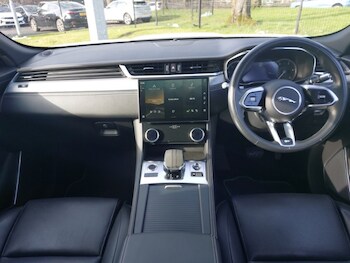 Used Jaguar F-Pace 2022 for sale - 77818327: Photo