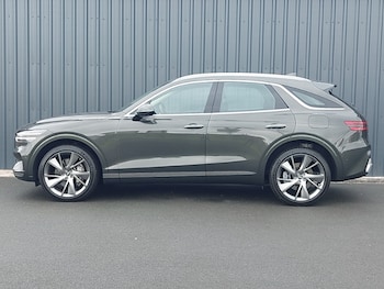 Used Genesis GV70 2025 for sale - 79492959: Photo