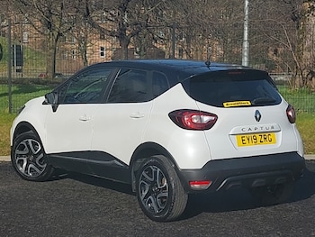 Used Renault Captur 2019 for sale - 77947646: Photo
