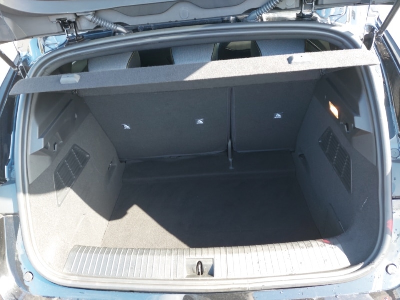 Used Renault Megane E Tech 2023 for sale - 76907081: Photo 8