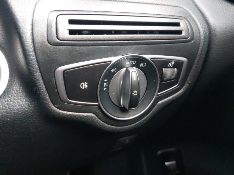 Used Mercedes-Benz GLC 2019 for sale - 77651876: Photo 14