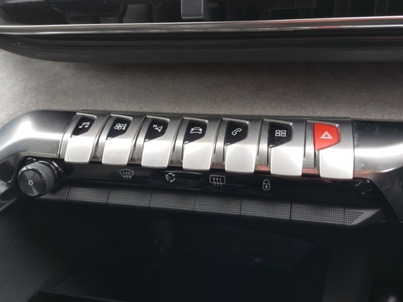 Used Peugeot 3008 2022 for sale - 76365383: Photo 16