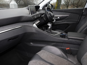 Used Peugeot 5008 2020 for sale - 77214060: Photo