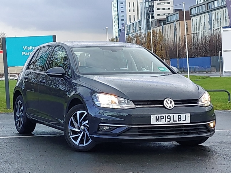 Used Volkswagen Golf 2019 for sale - 76408111: Photo 1