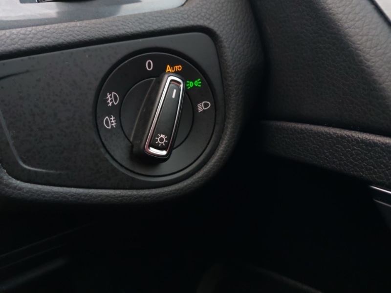 Used Volkswagen Golf 2019 for sale - 76408111: Photo 12