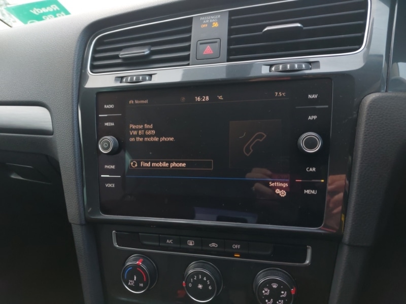 Used Volkswagen Golf 2019 for sale - 76408111: Photo 17