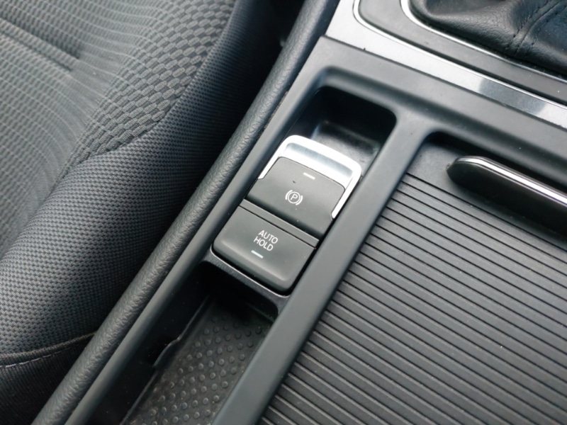 Used Volkswagen Golf 2019 for sale - 76408111: Photo 18