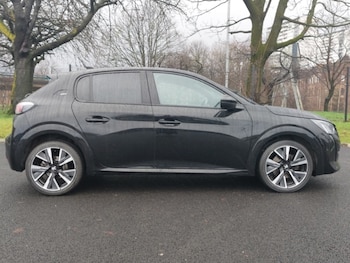 Used Peugeot 208 2022 for sale - 77251892: Photo