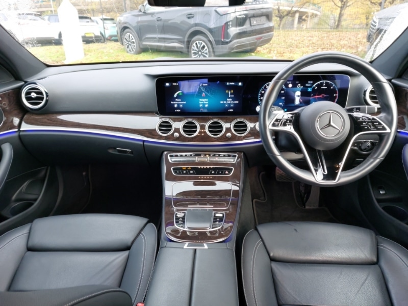 Used Mercedes-Benz E Class 2021 for sale - 76365382: Photo 2