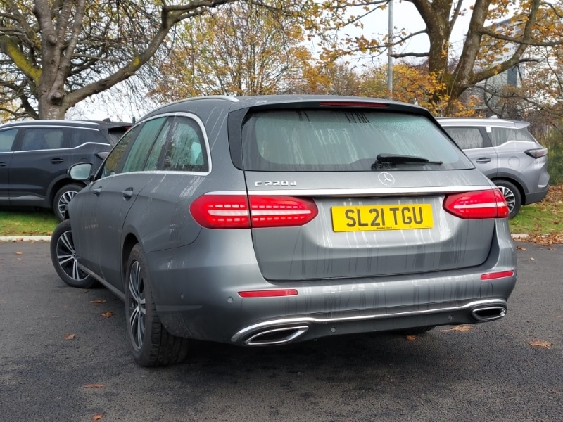 Used Mercedes-Benz E Class 2021 for sale - 76365382: Photo 3