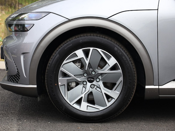 Used Genesis GV60 2025 for sale - 75663949: Photo 6