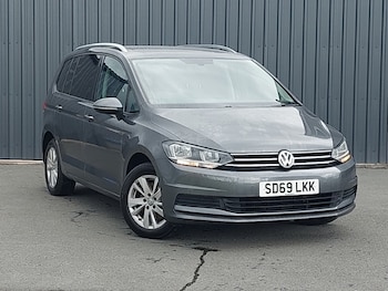 Used Volkswagen Touran 2019 for sale - 78928294: Photo
