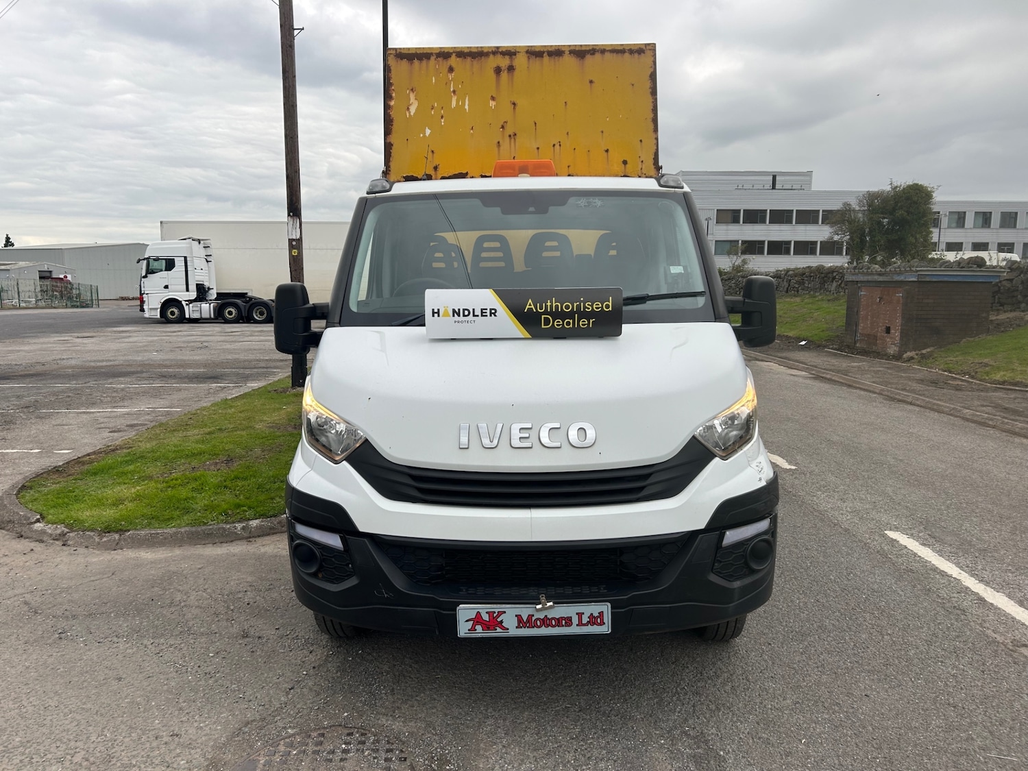 Used Iveco Daily 2017 for sale - 76305696: Photo 2