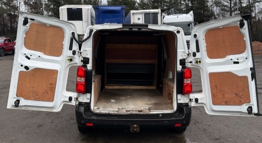 Used Vauxhall Vivaro 2021 for sale - 77992046: Photo 5