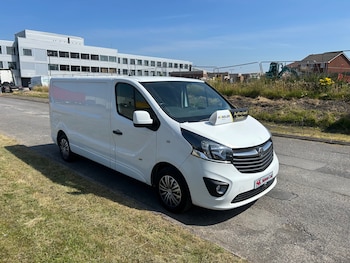 Used Vauxhall Vivaro 2017 for sale - 79234683: Photo