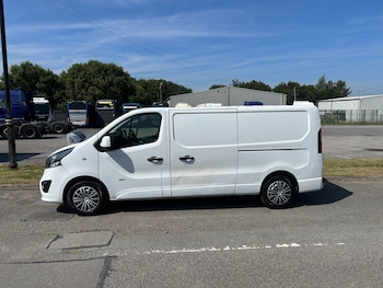 Used Vauxhall Vivaro 2017 for sale - 79234683: Photo