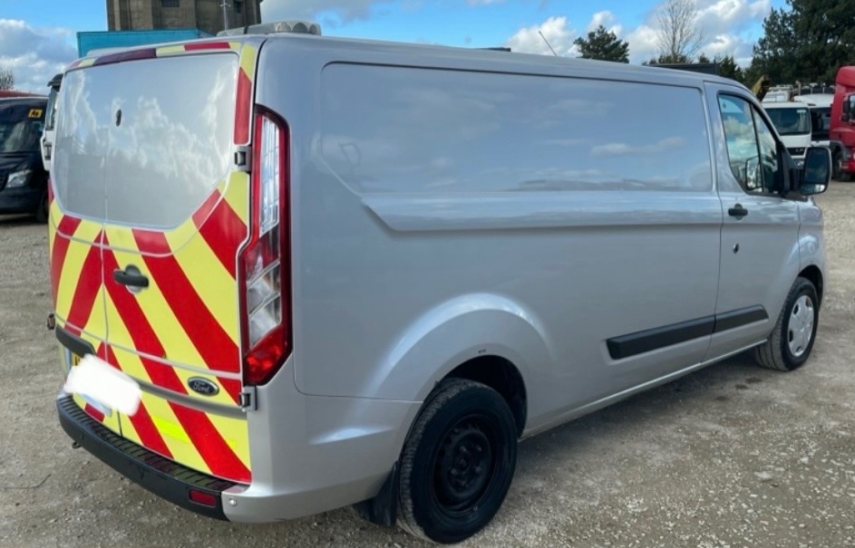 Used Ford Transit Custom 2019 for sale - 78018605: Photo 3