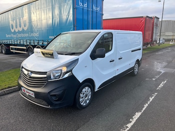 Used Vauxhall Vivaro 2017 for sale - 77354602: Photo