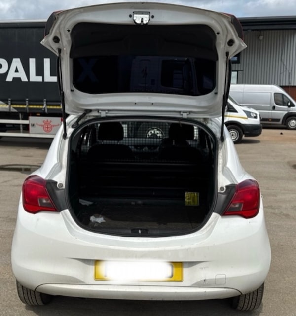 Used Vauxhall Corsa 2017 for sale - 75066372: Photo 5