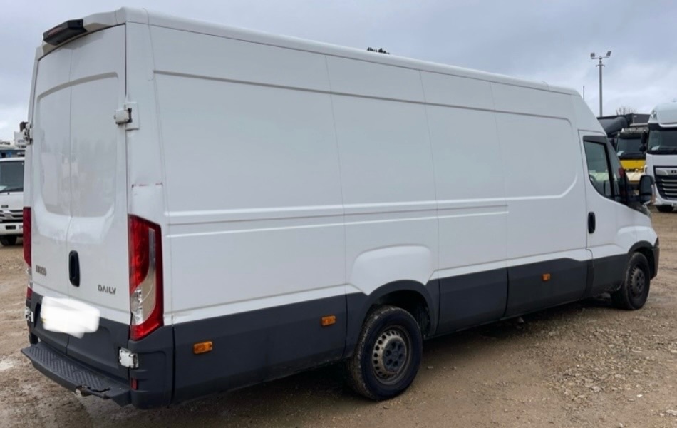 Used Iveco Daily 2018 for sale - 77622768: Photo 4