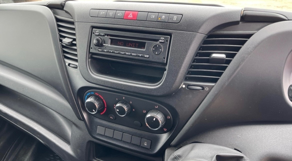 Used Iveco Daily 2018 for sale - 77622768: Photo 9