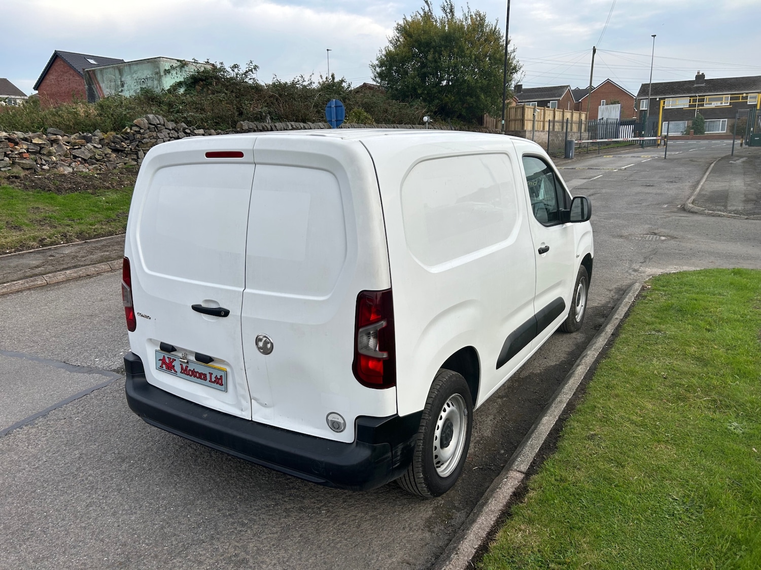 Used Vauxhall Combo 2019 for sale - 76098101: Photo 5