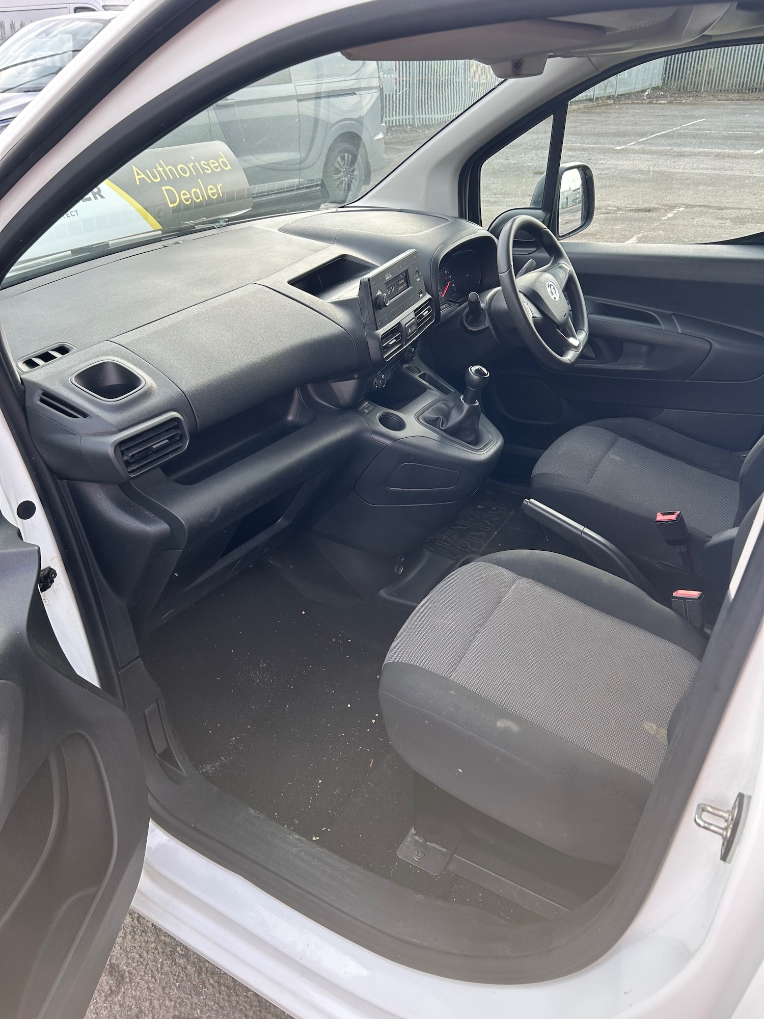 Used Vauxhall Combo 2019 for sale - 76098101: Photo 8