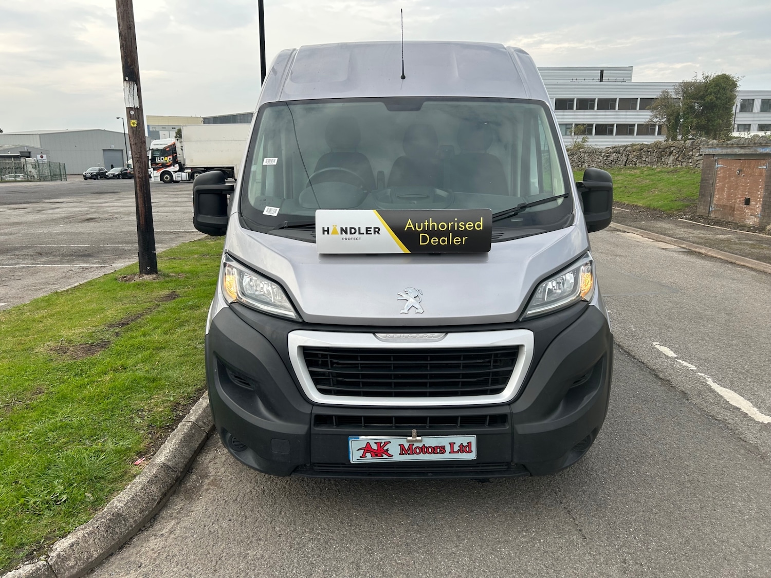Used Peugeot Boxer 2020 for sale - 76156379: Photo 2