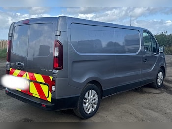 Used Renault Trafic 2017 for sale - 75567560: Photo