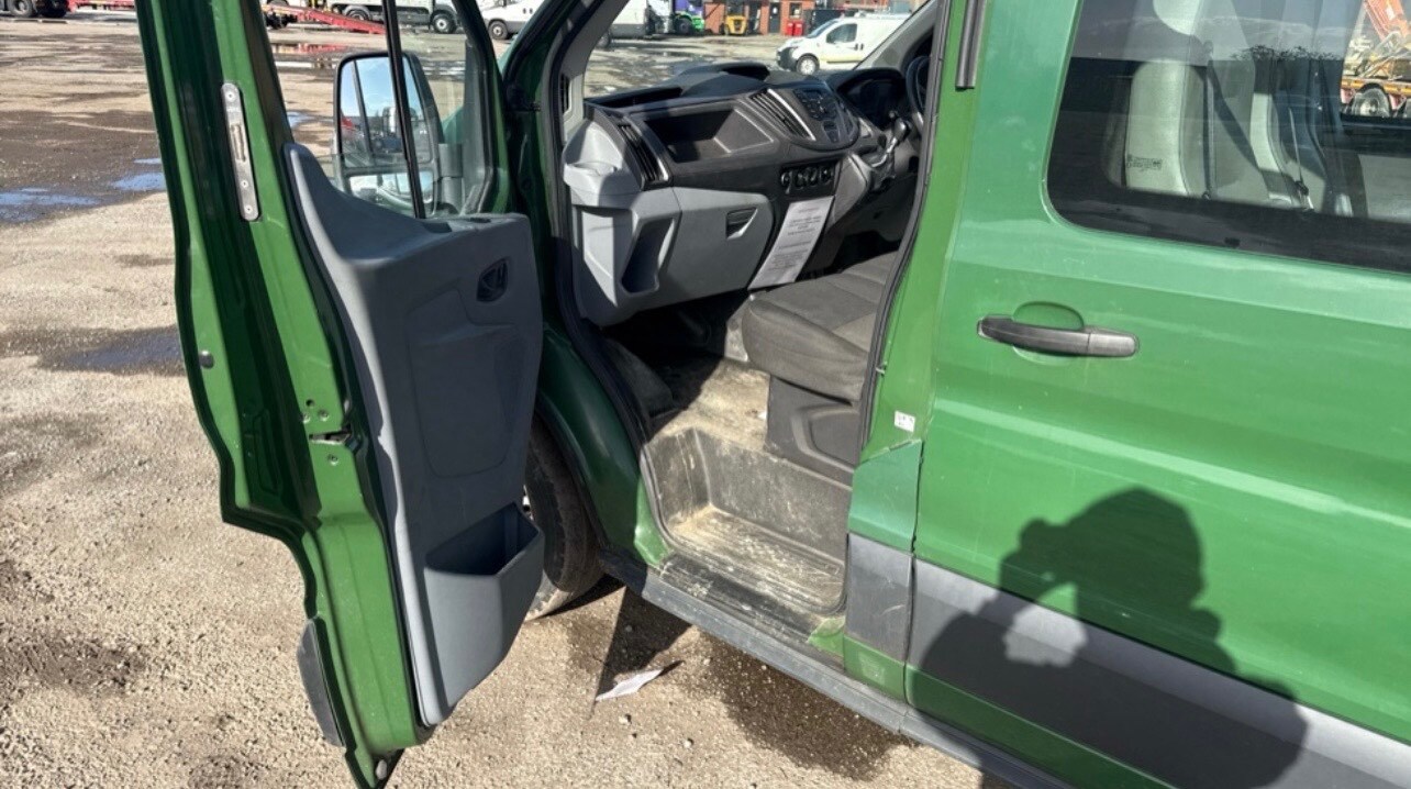 Used Ford Transit 2017 for sale - 78112365: Photo 11