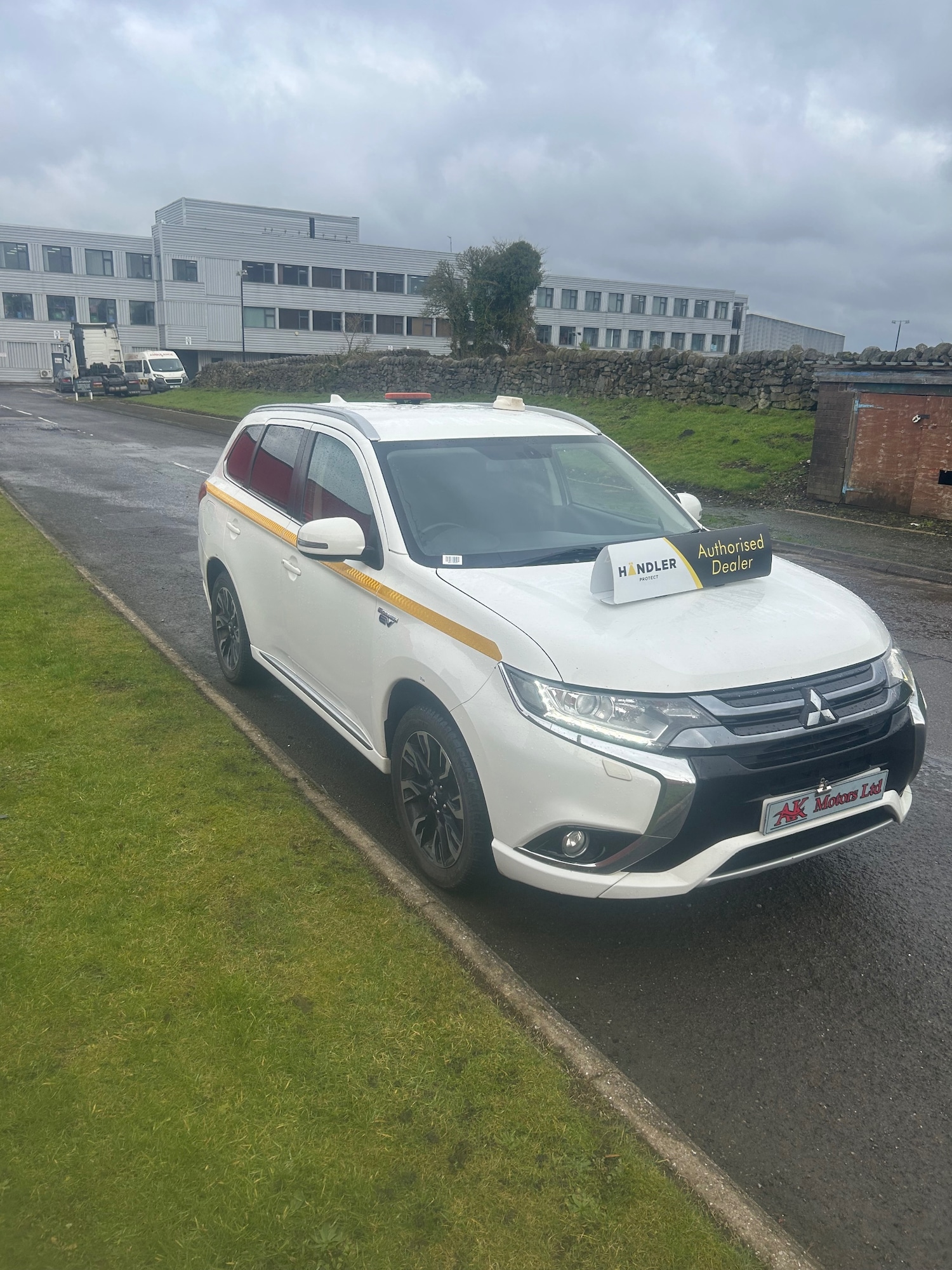 Used Mitsubishi Outlander 2018 for sale - 77303555: Photo 3