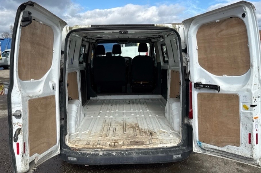 Used Ford Transit Custom 2015 for sale - 78018626: Photo 11