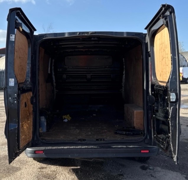 Used Vauxhall Vivaro 2018 for sale - 78112416: Photo 7