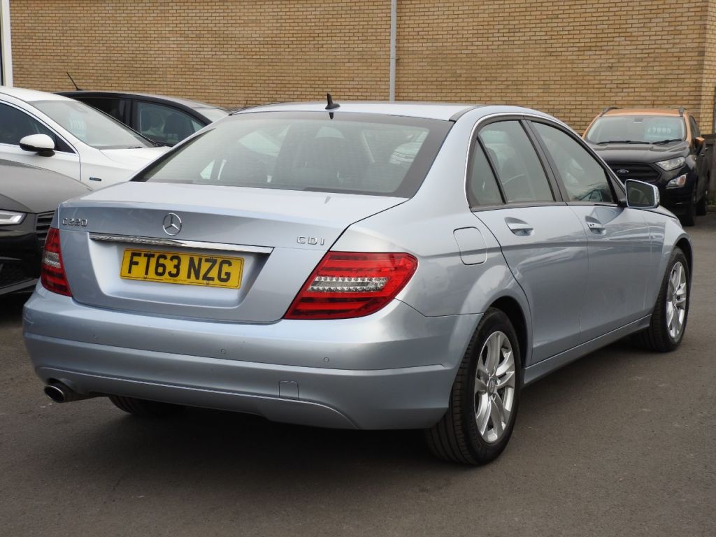 Used Mercedes-Benz C Class 2014 for sale - 77805343: Photo 11